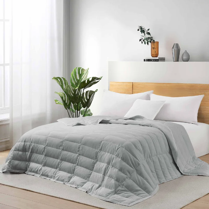 TENCEL Lyocell Lightweight Cooling Down Bed Blanket Comforter, King or Queen Size Quilt