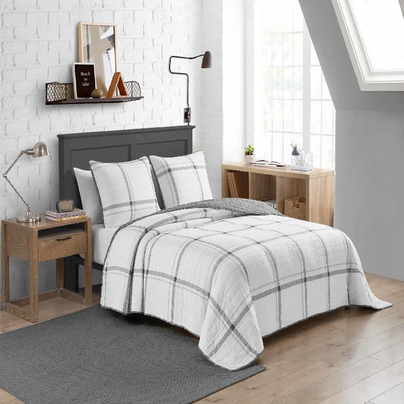 Nautica Fleetville Twin Quilt And Sham Set