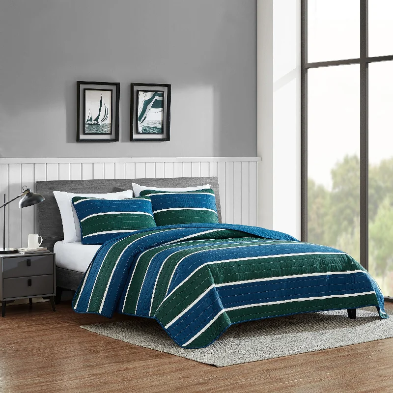 Nautica Knots Cove Navy Full/Queen Reversible Quilt & Sham Set