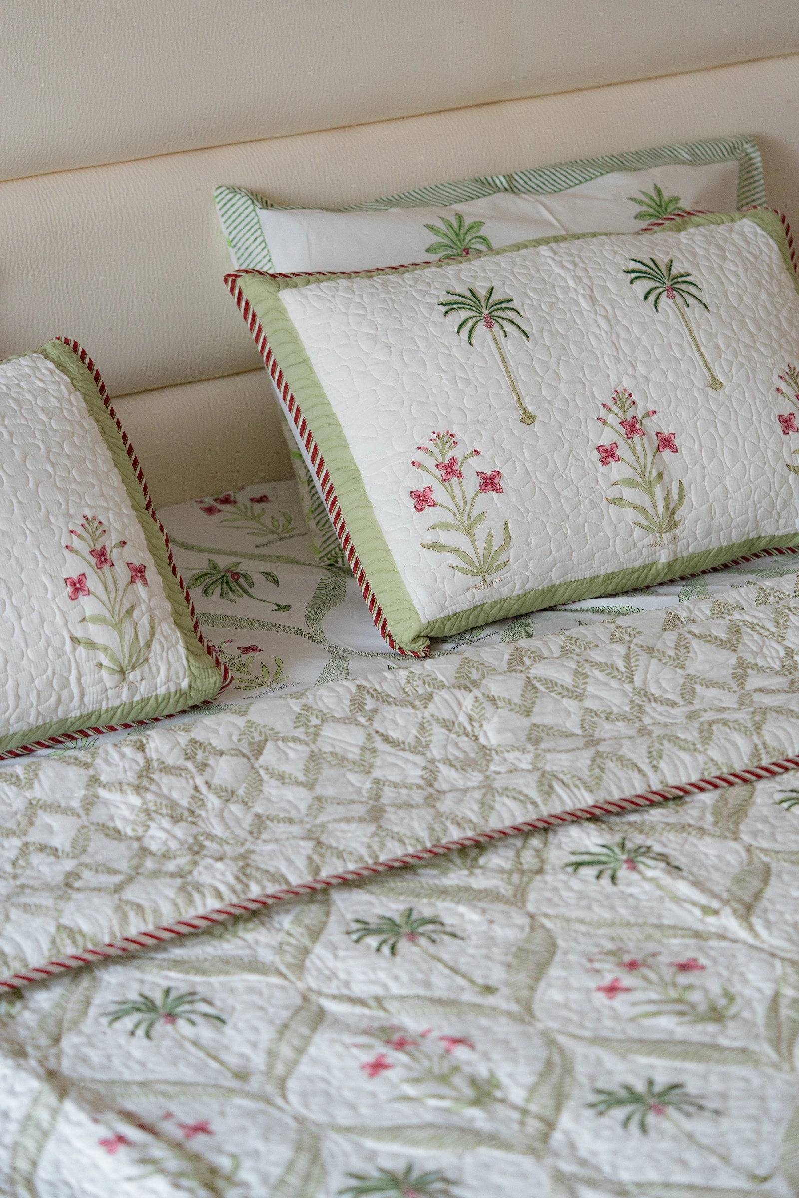 Tropical Vibes Quilted Bedcover