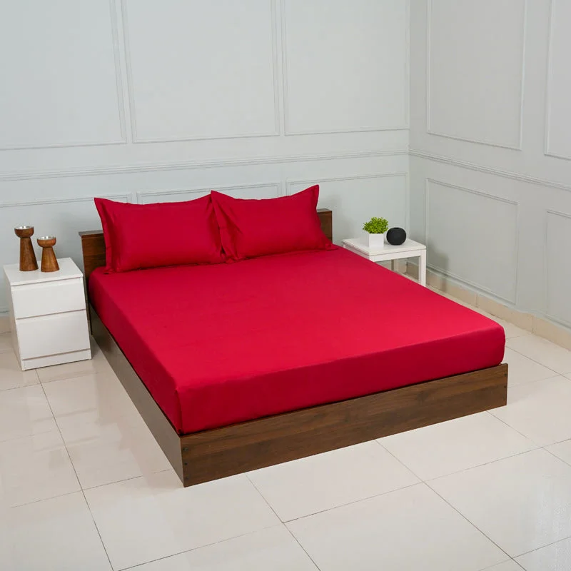 Baria Solid Bedsheet - Red