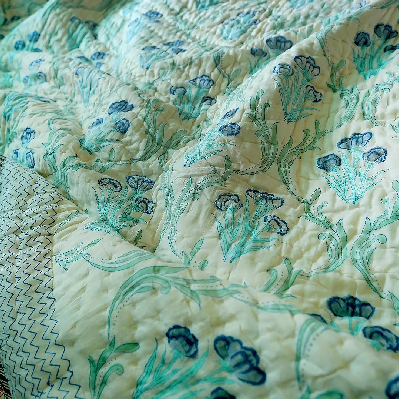 PERI-WINKLE Double Quilts