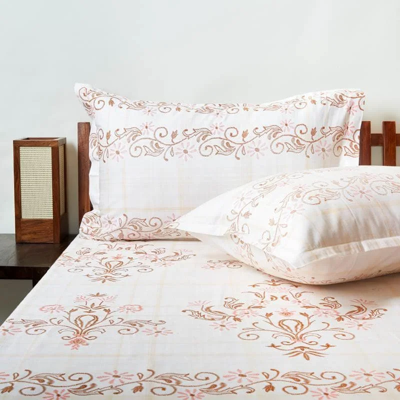 Ethnic Charms Bedsheet - Pink