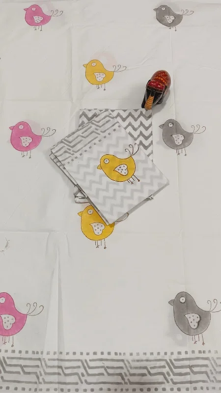 BIRD BLOCKED BEDSHEET