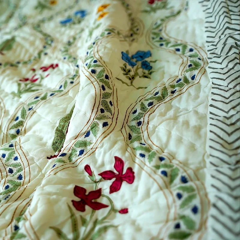 MEENAKARI Single Quilts