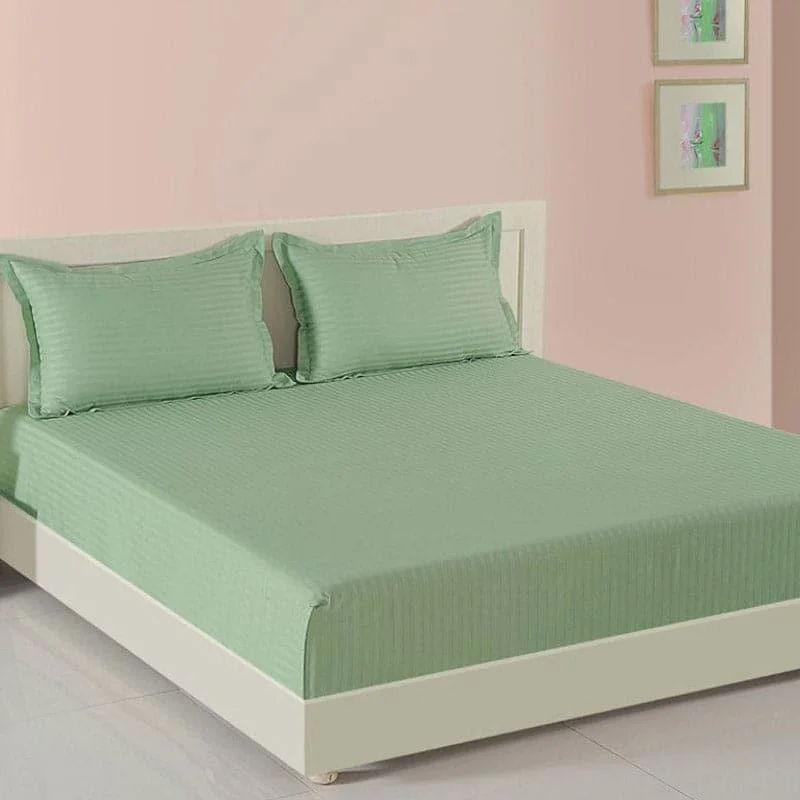 Aamodh Solid Bedsheet - Green