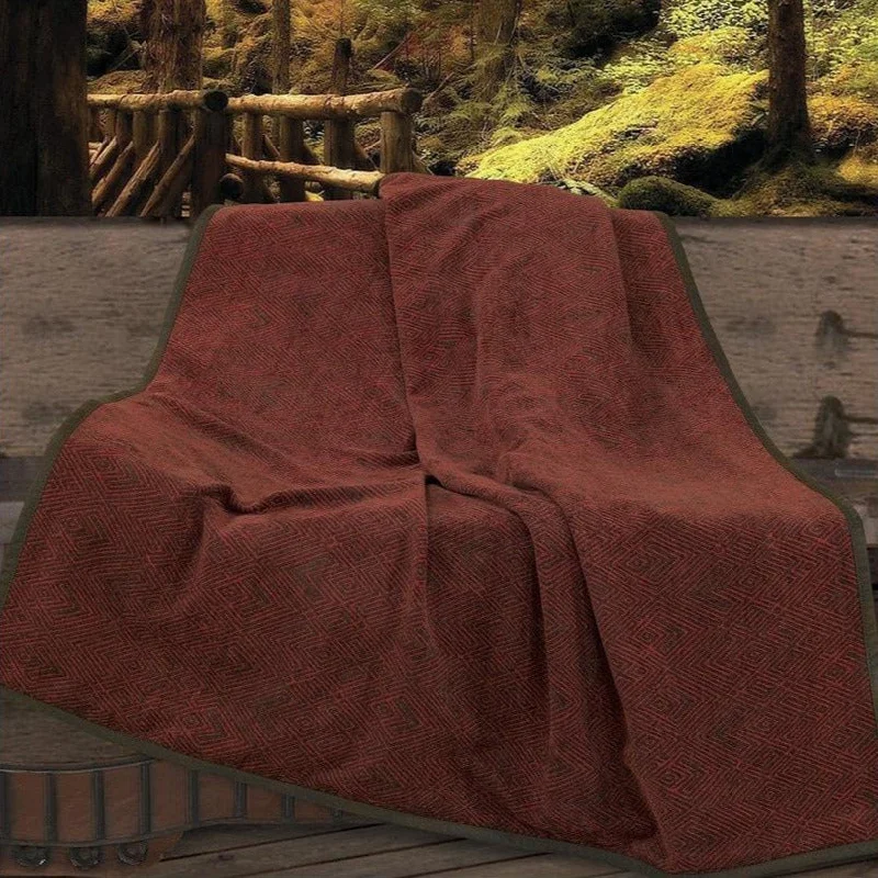 Wilderness Ridge Chenille Throw