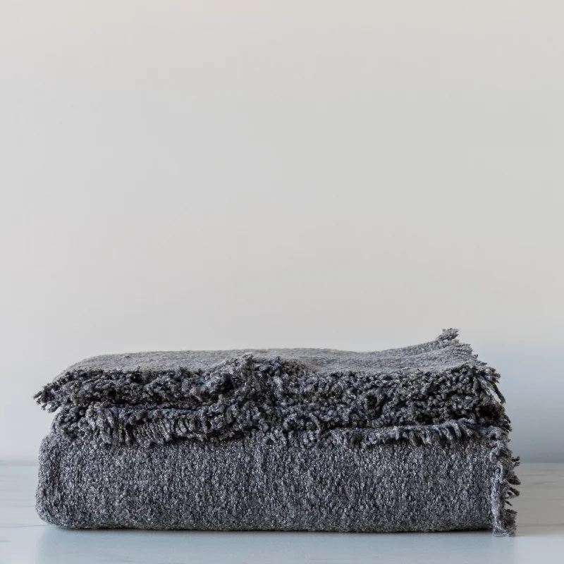 Boucle Bed Blanket with Fringe - Charcoal