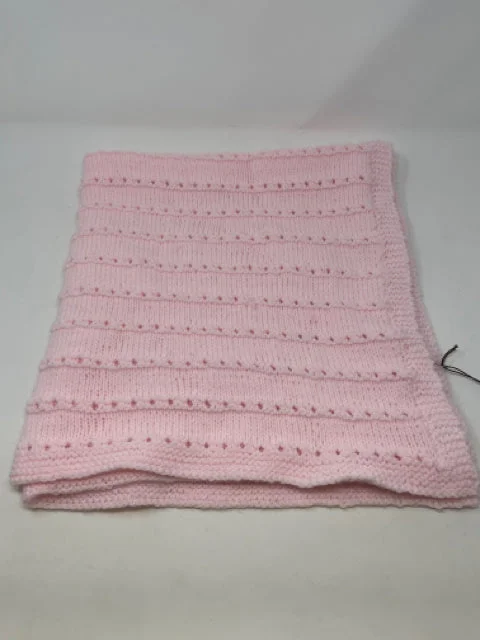 Pink Eyelet Acrylic Knit Blanket