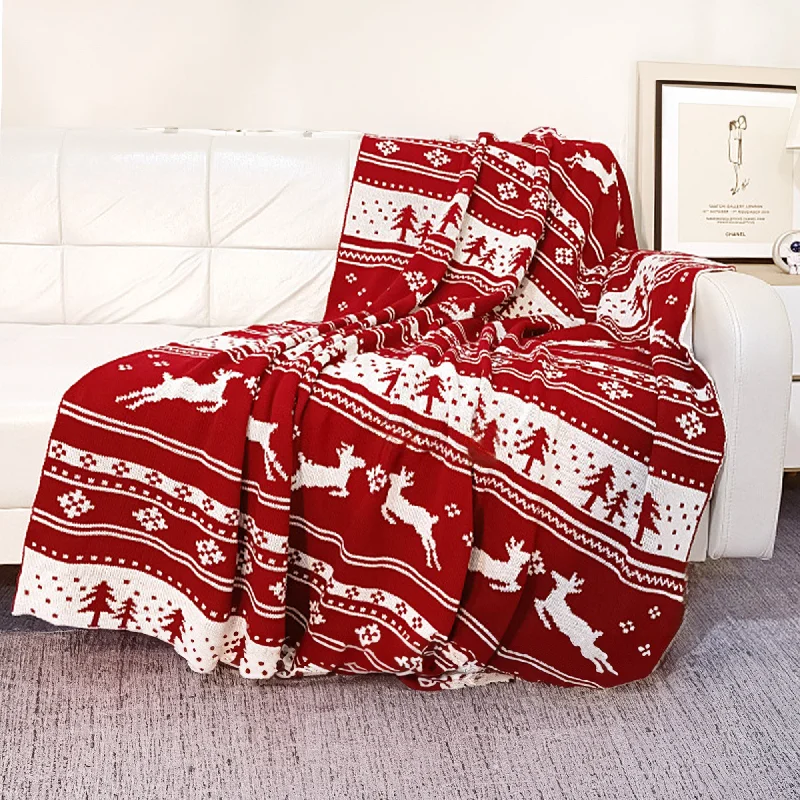 Nordic Reindeer Knit Throw Blanket Festive Snowflake and Reindeer Design for Cozy Holiday Decor