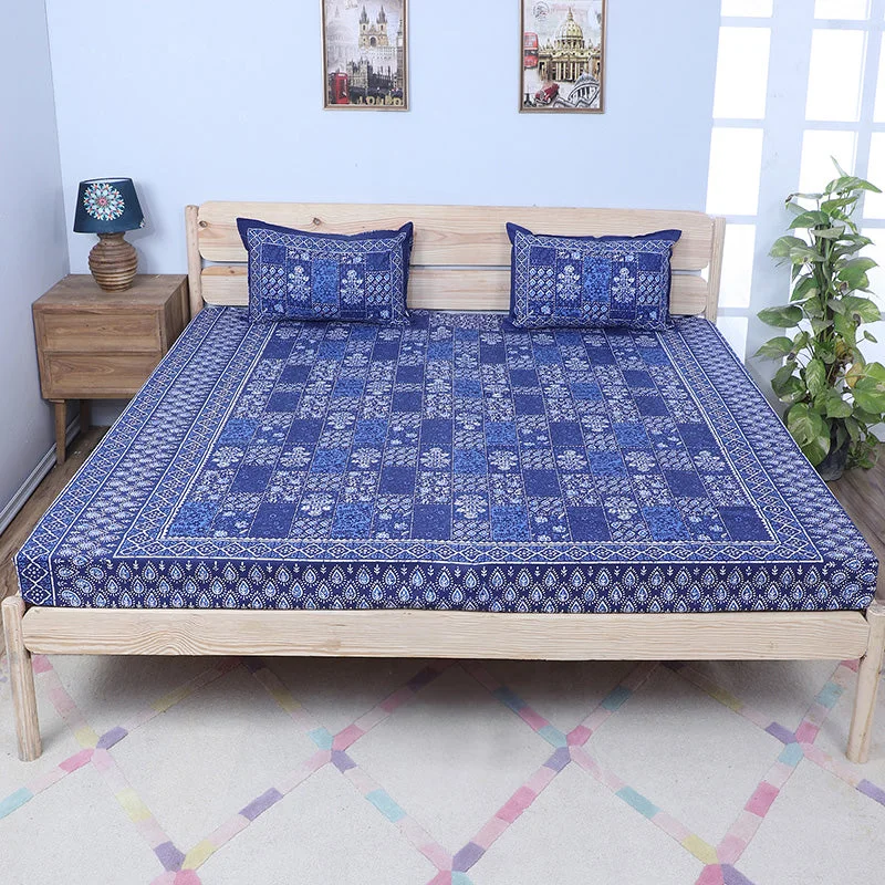 Kavyaa Printed Bedsheet - Blue