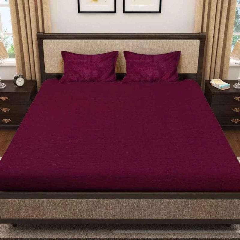 Pristine Charm Warm Bedsheet - Maroon